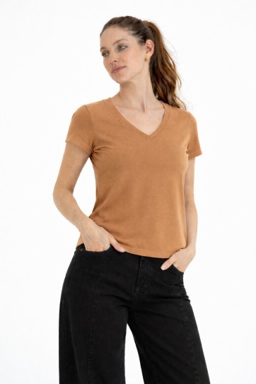 Remera Olivo 2